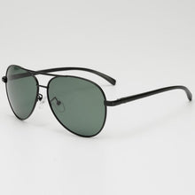 Load image into Gallery viewer, Classic Polarized Sunglasses
