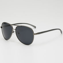 Load image into Gallery viewer, Classic Polarized Sunglasses