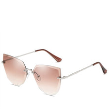 Load image into Gallery viewer, Asilkaroad Ladies fashion personality without borders the cat's eye sunglasses
