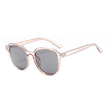 Load image into Gallery viewer, 2019 New Fashion Women Cat Eye Classic Polarized Sunglasses